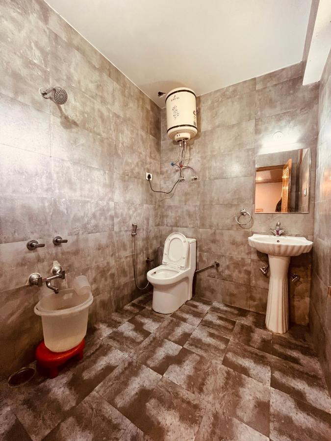 Hotel Hollywood - Top Rated & Most Awarded Property In Manali Kültér fotó