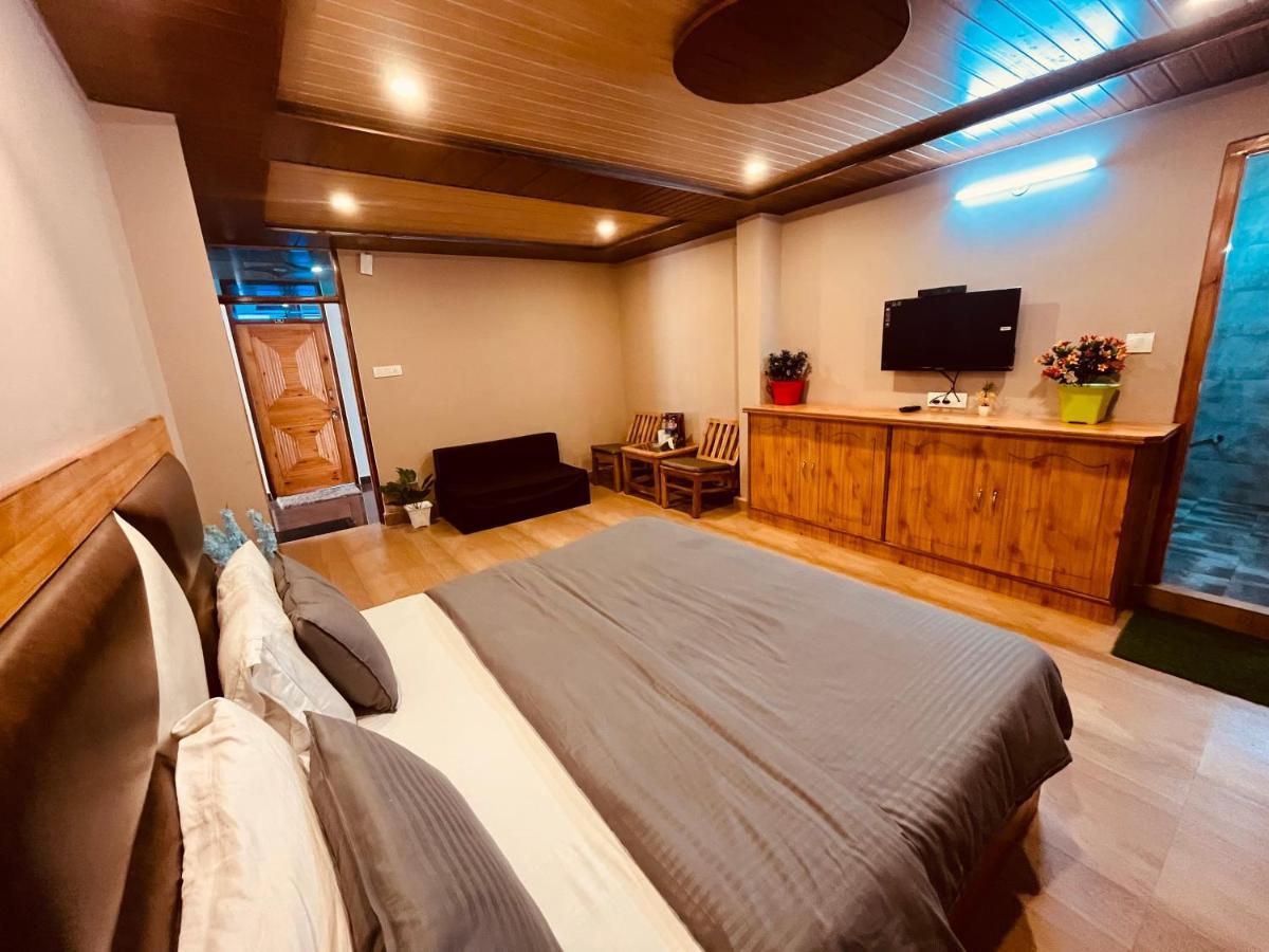 Hotel Hollywood - Top Rated & Most Awarded Property In Manali Kültér fotó